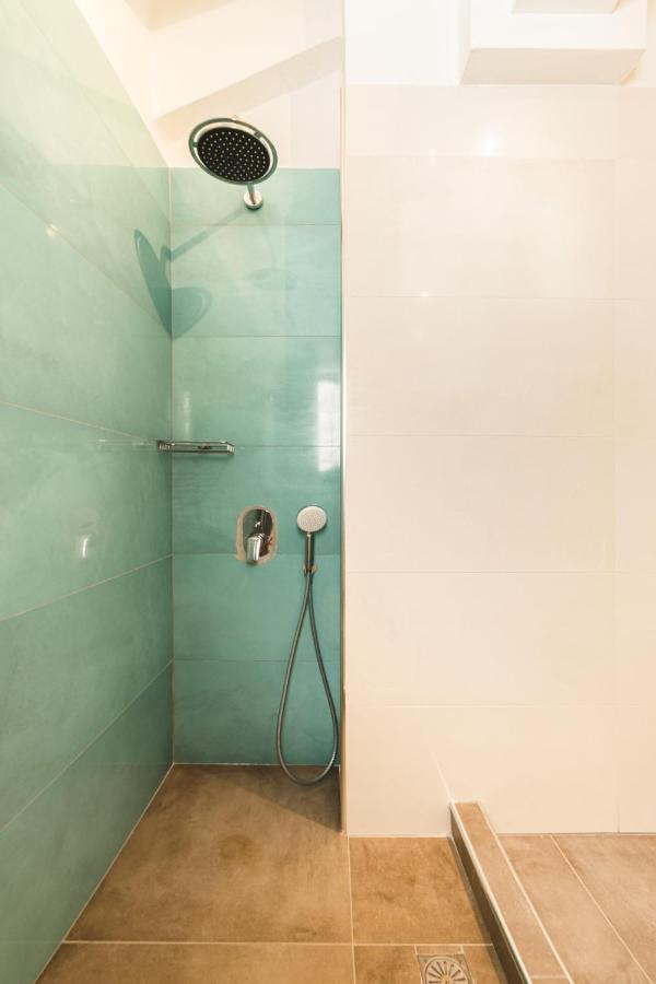 Gold Olive Suites Alikanász Kültér fotó
